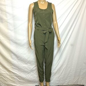 Kyodan Freedom Trail Jumpsuit. Olive Green. Sleeveless.  XS. Snap front.